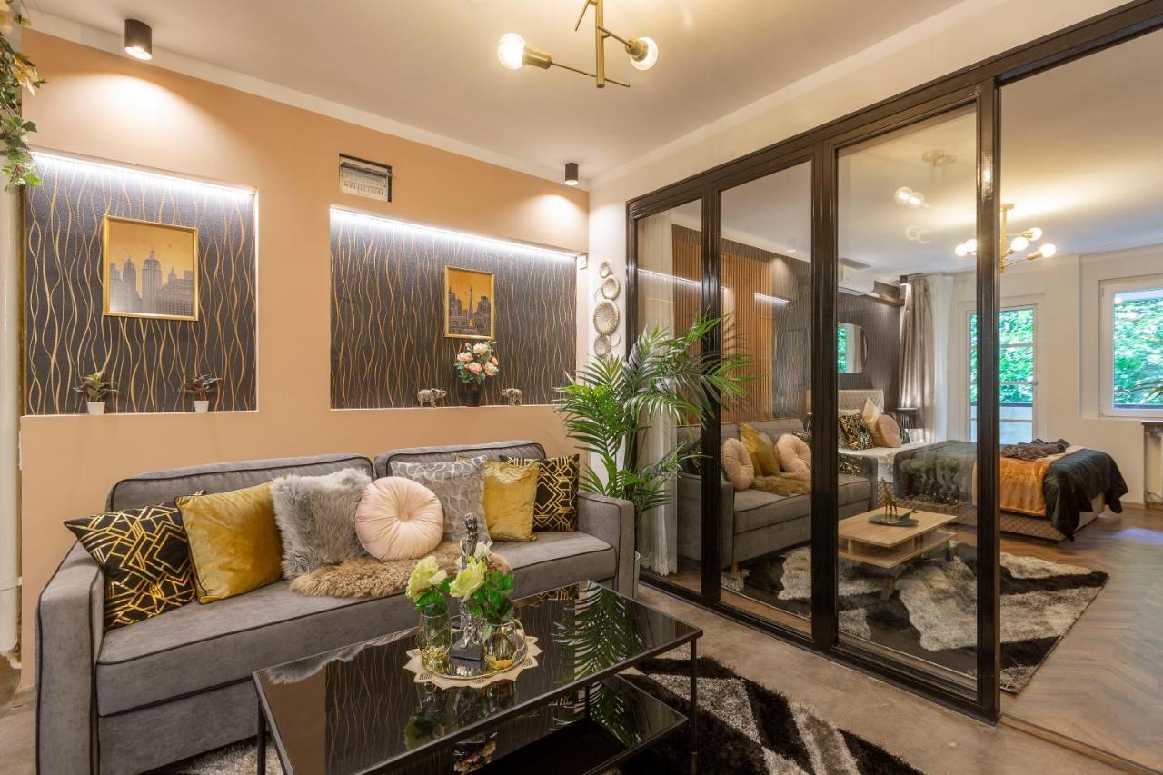 Stylish Quentin Apartment In The King Street Budapest Extérieur photo