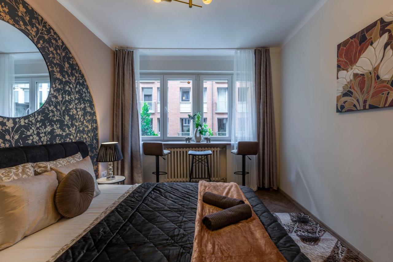 Stylish Quentin Apartment In The King Street Budapest Extérieur photo